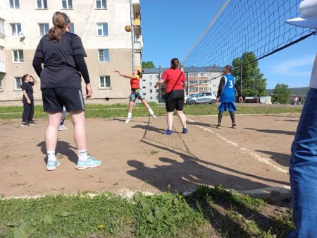 Турнир по пляжному волейболу, посвященный празднику «День России»