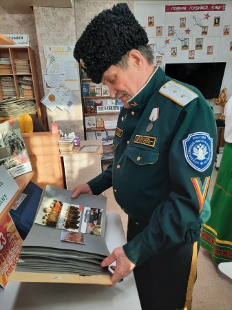 Загляни в армейский альбом